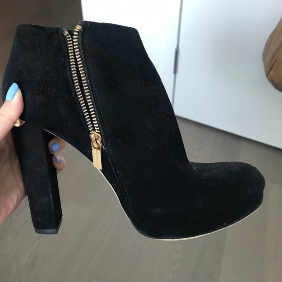 shearling boots womens